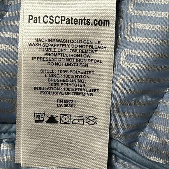 Columbia Thermal Coil style insulated jacket.  Zip front and pockets.  1X - Picture 5 of 12